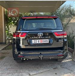 تۆیۆتا لاند کروزەر